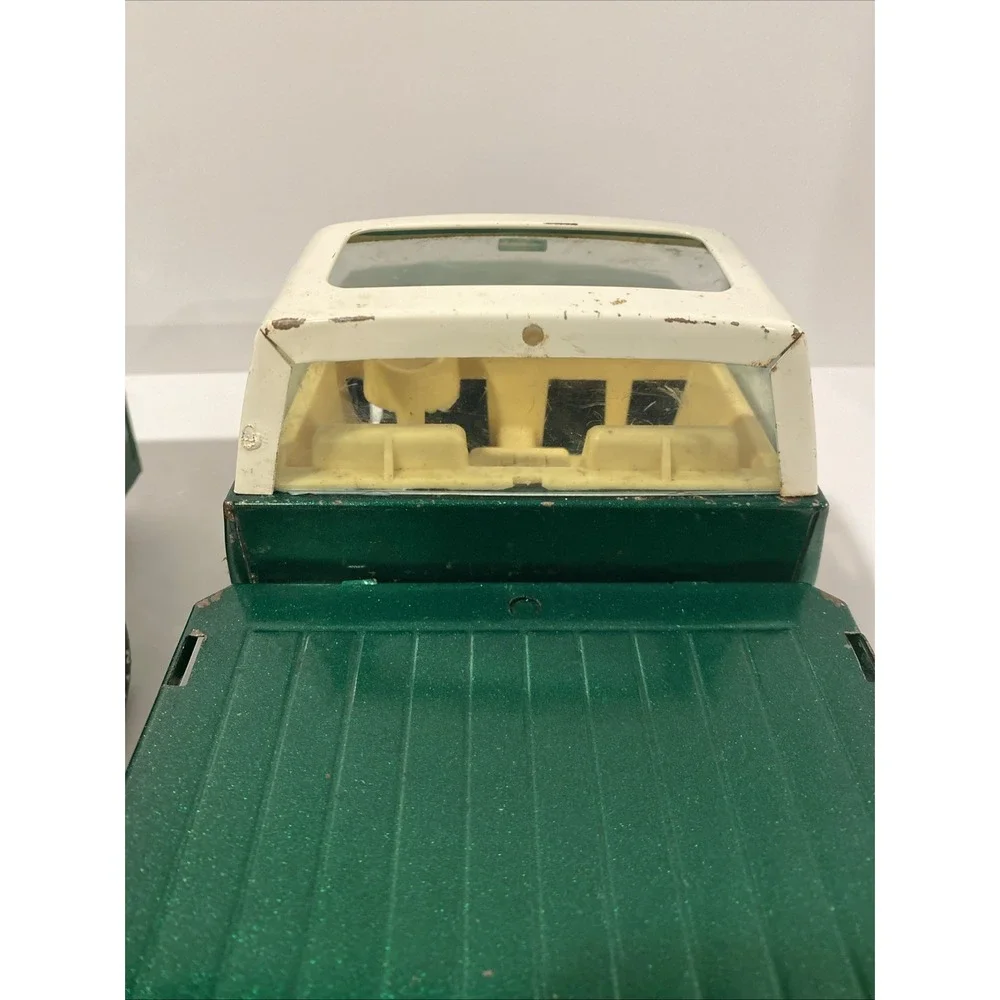 Vintage Nylint farms LUV pressed steel stake side flatbed pickup truck & trailer